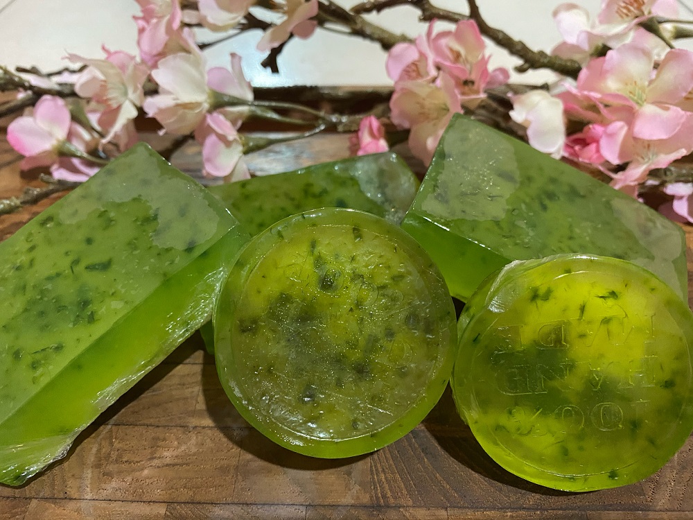 D1756F99-7D56-4BAF-85AE-818F9027B536