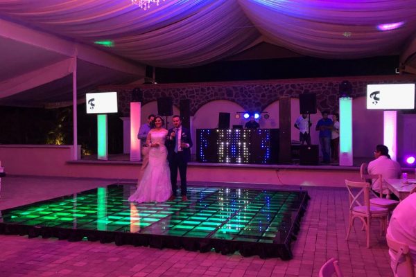 a1764996-6522-43db-9e7f-12c114ba7bfa