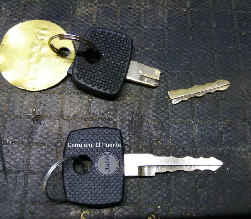 cerrajeria el puente llave rota auto